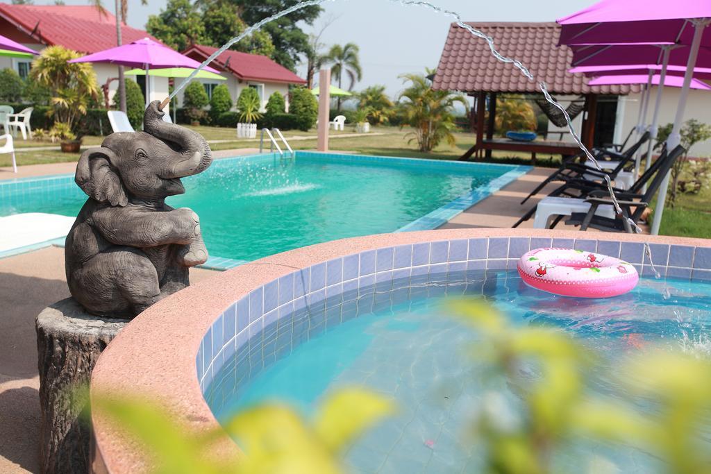 Moon River Resort Ubon Ratchathani Εξωτερικό φωτογραφία