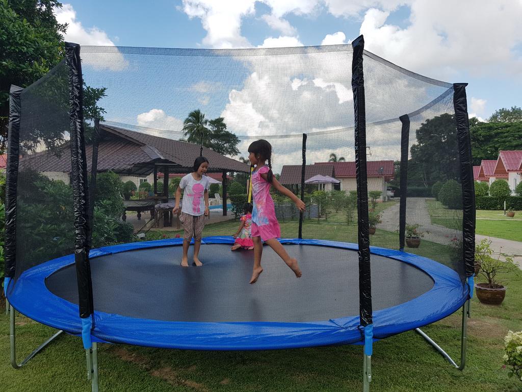 Moon River Resort Ubon Ratchathani Εξωτερικό φωτογραφία