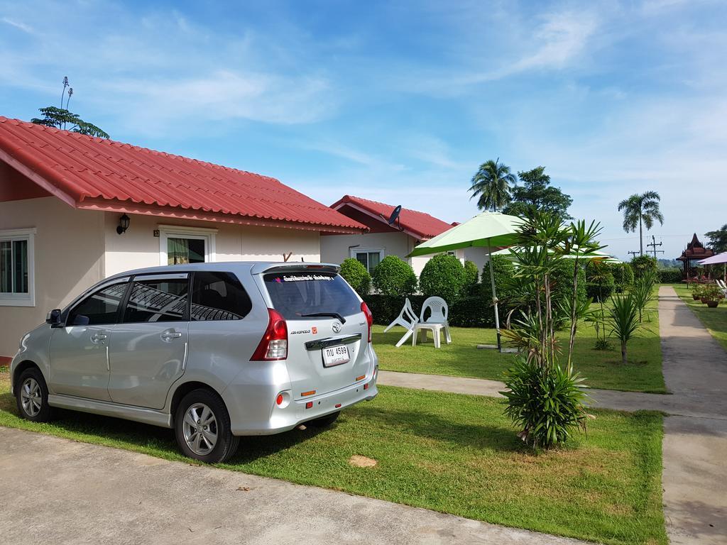 Moon River Resort Ubon Ratchathani Εξωτερικό φωτογραφία